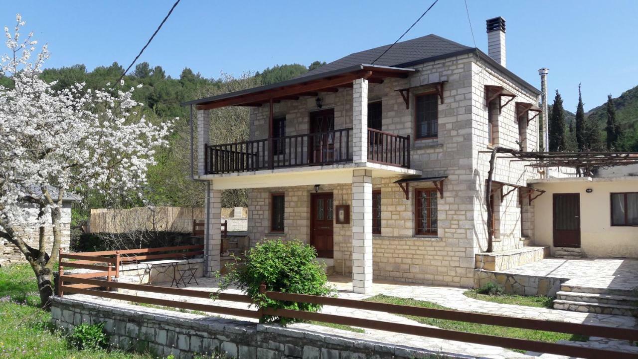To Archontiko Tis Nikis Guest House Ioannina Ngoại thất bức ảnh